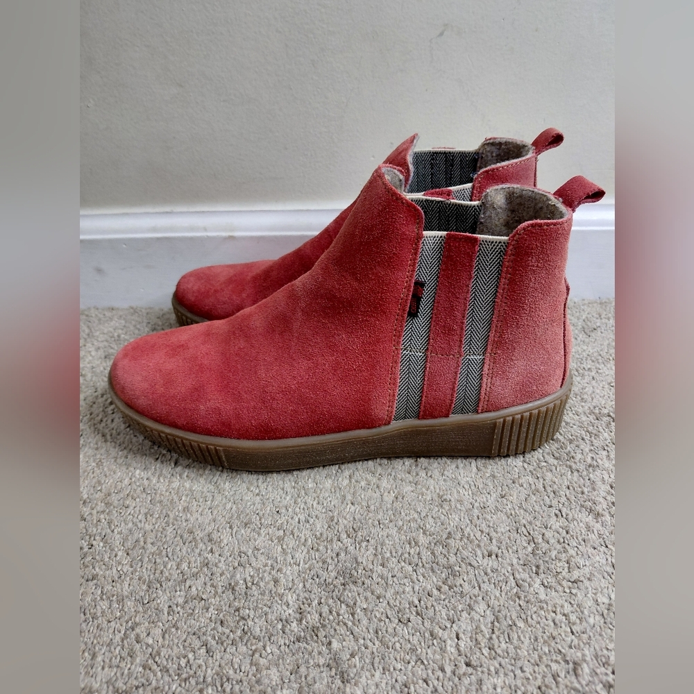 Remonte Women Size 39 Red and Gray Ankle Boots